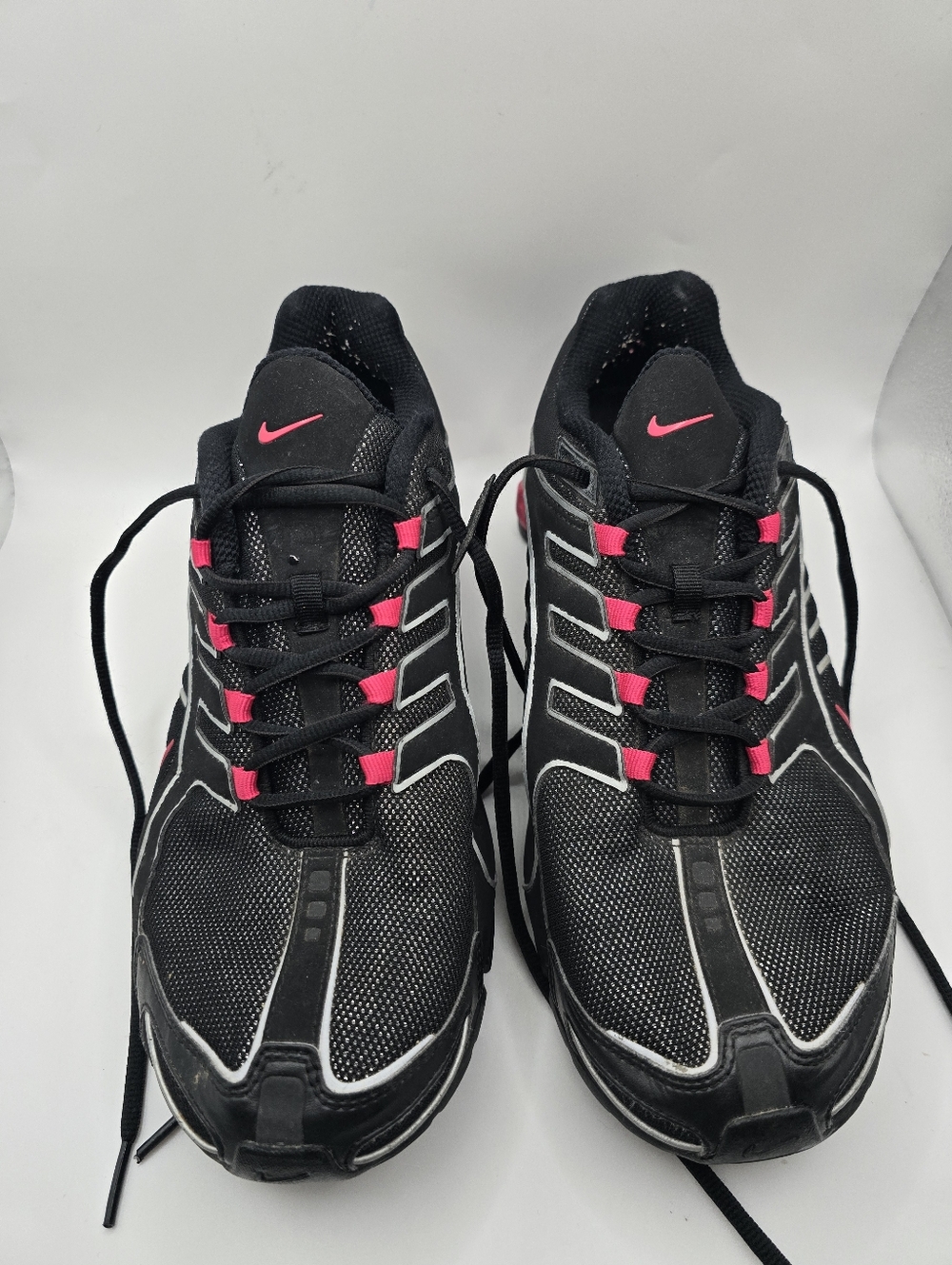Nike SHOX Black & Pink Mesh Athletic Sneakers. Great Condition. Ladies Sz 9